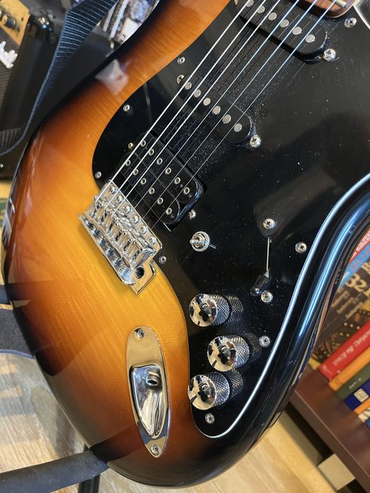 Gitara ekektryczna Mayones Flame Bell Stratocaster