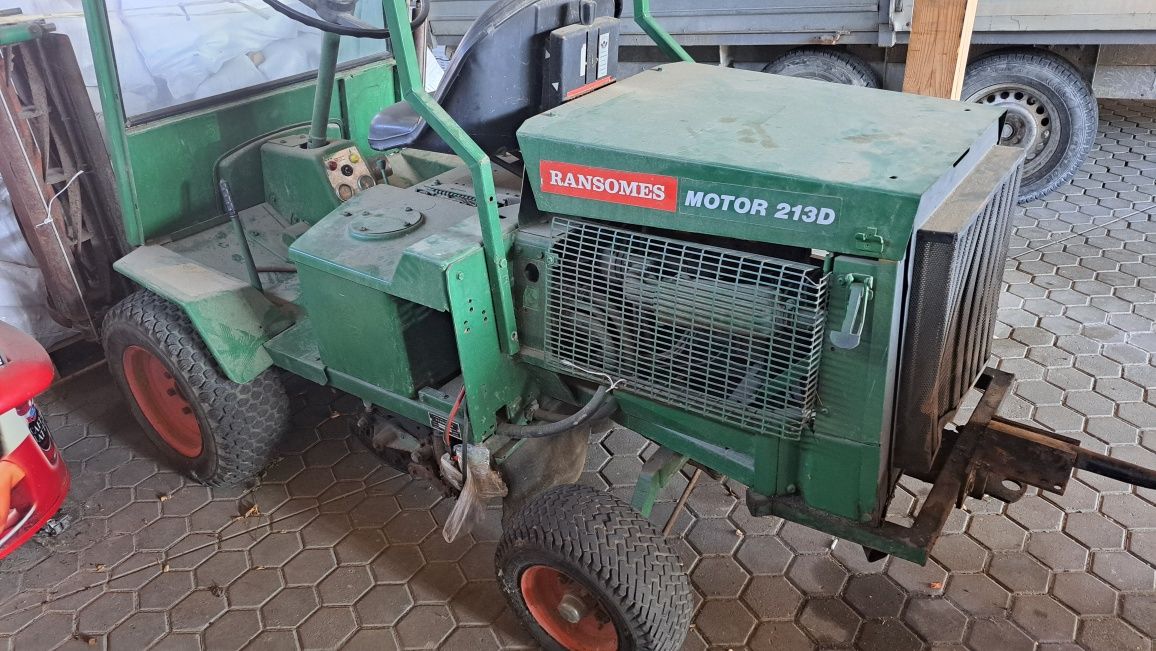 Трактор газонокосілка Ransomes Motor 213 D