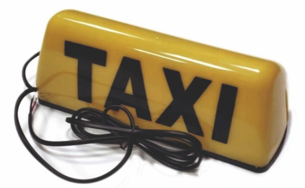 Naklejki Uber czarne białe naklejki Bolt zielone białe warszawa taxi