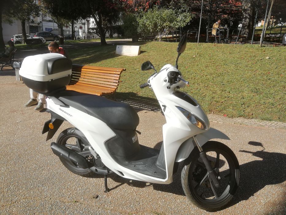 Honda Vision 110cc com 2.906 Km