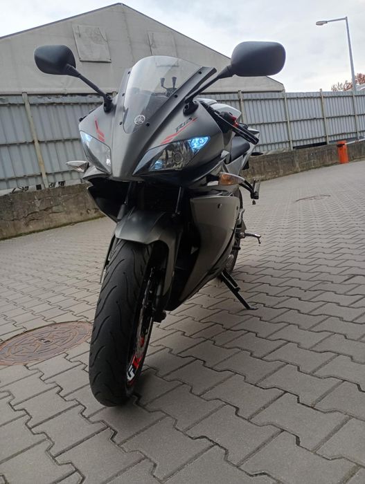 Sprzedam Yamaha YZF R125