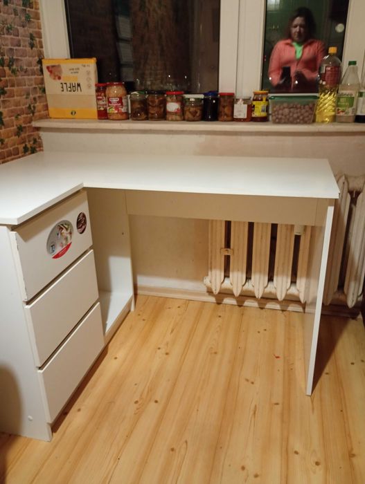 Biurko narożne  białe zarezerwowane