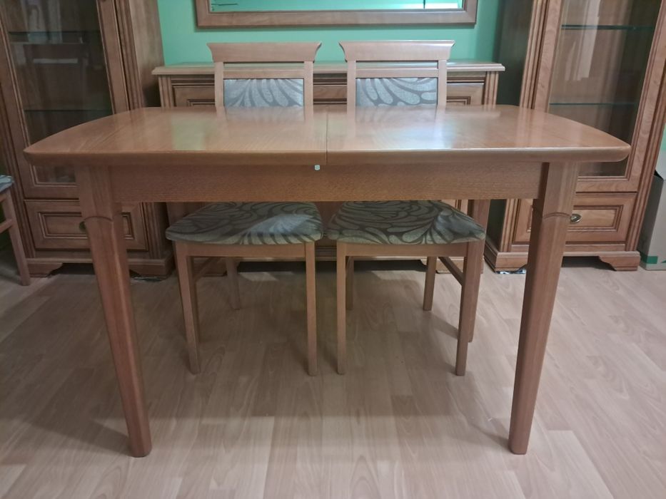 STÓŁ + 4 krzesła