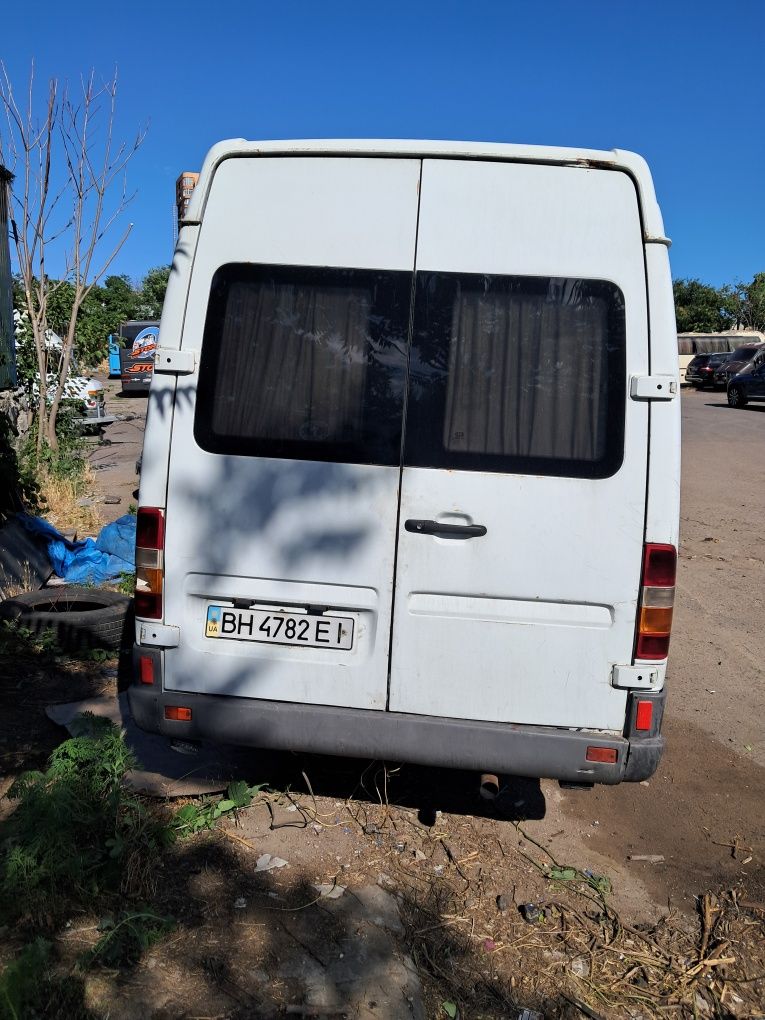 Продам Mercedes Sprinter 2000 год.