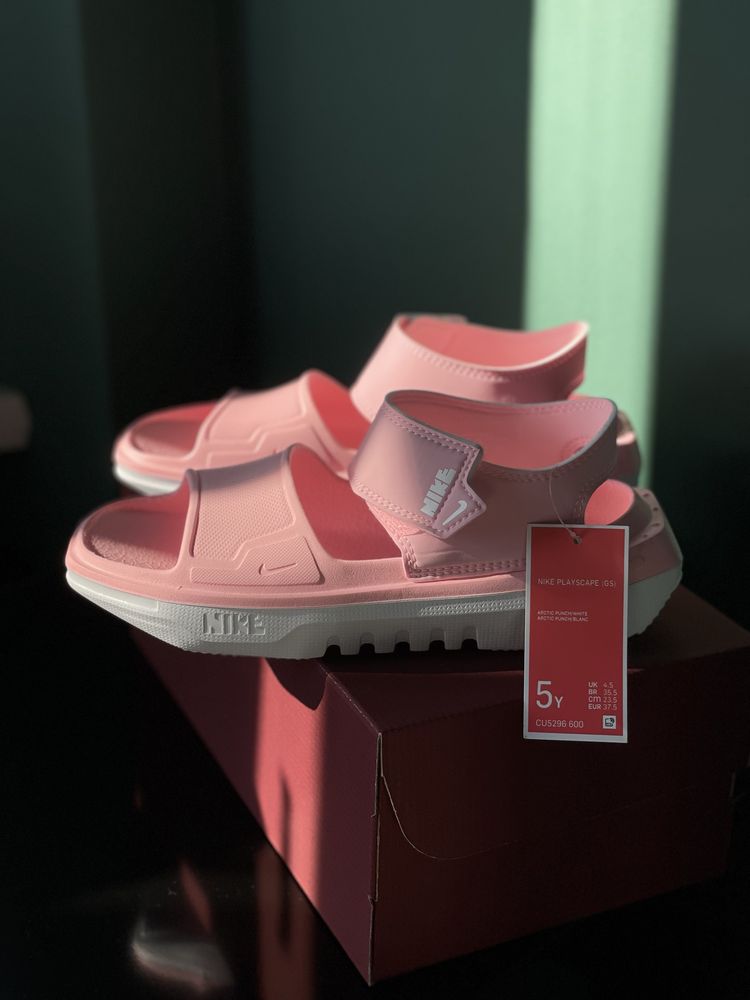 Жіночі сандалі Nike Playscape Pink