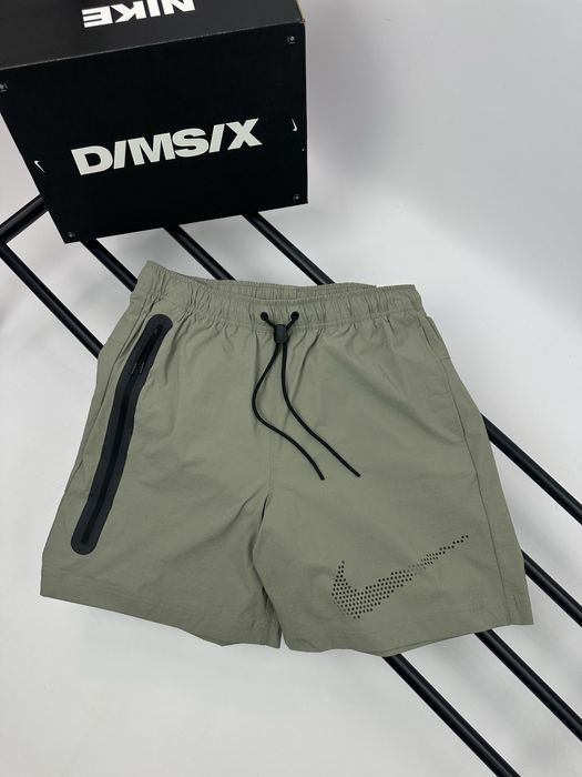 Шорти Nike TECH MEN’S WOVEN SHORTS Оригінал HJ0679-320