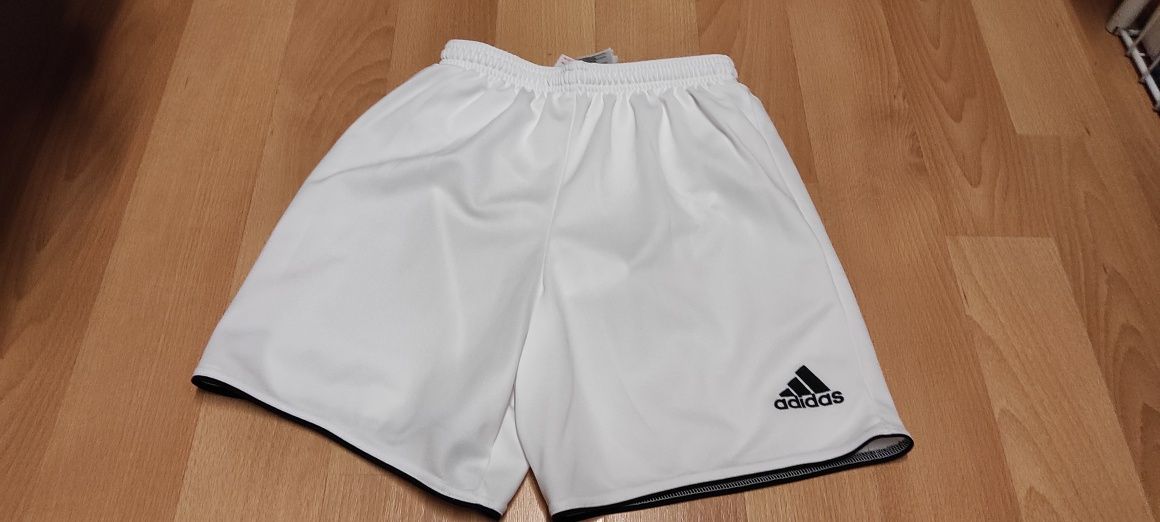 Sprzedam spodenki firmy Adidas z USA