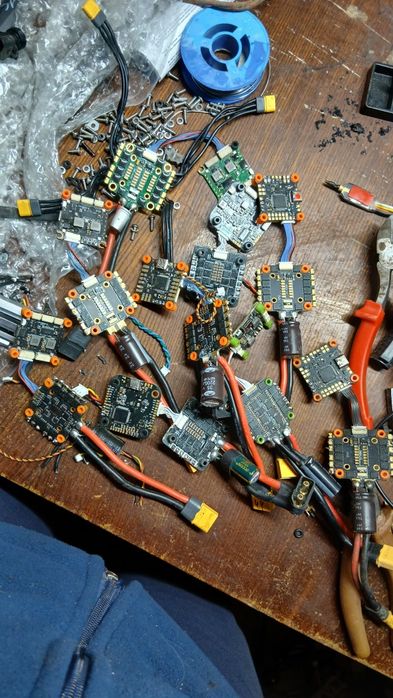 Продам трофейные fpv стек/vtx/ моторы