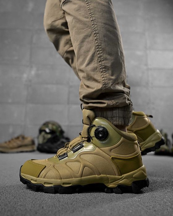 Тактичні черевики на автошнурівці берці берцы