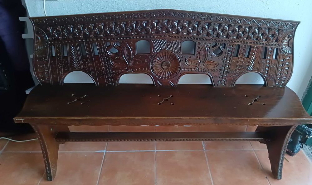 Conjunto mesa bancos corridos + 2