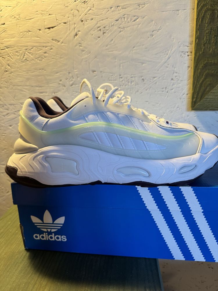 Adidas oznova кросівки 45 і 46 розміри кеди тапки