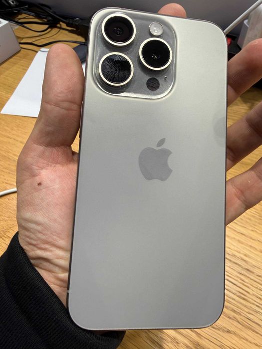 Б/У iPhone 15 Pro 128GB Natural Titanium - Оплата частинами