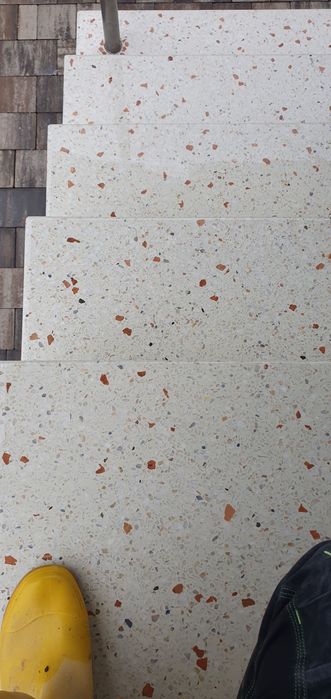 Lastryko Renowacja Nowe - Klasyczne Wykończenie w Nowoczesnym Wydaniu!