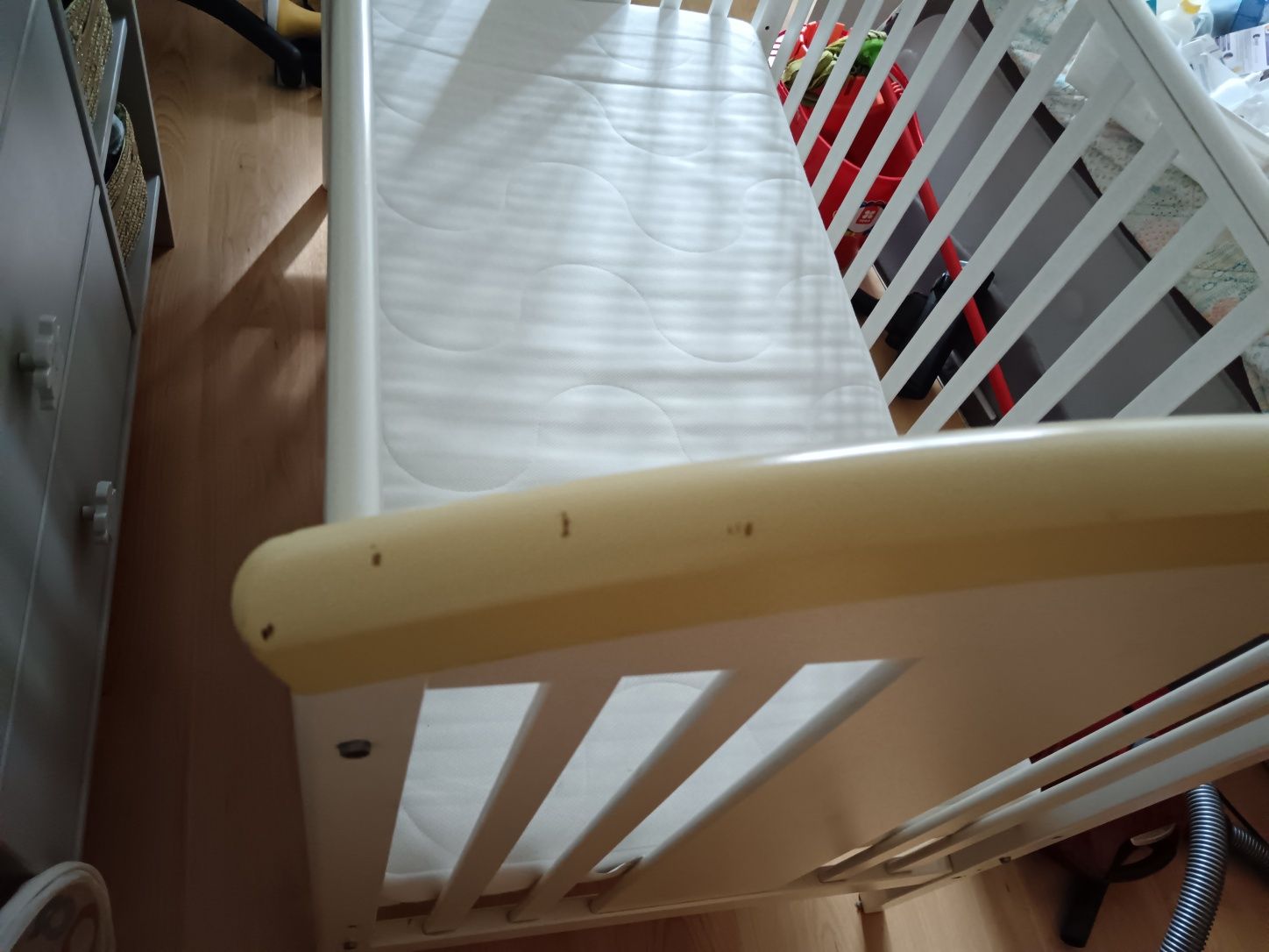 Berço BebeCar com colchão ikea