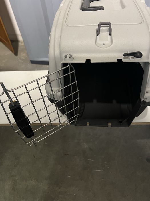 Caixa de transporte para cães e gatos