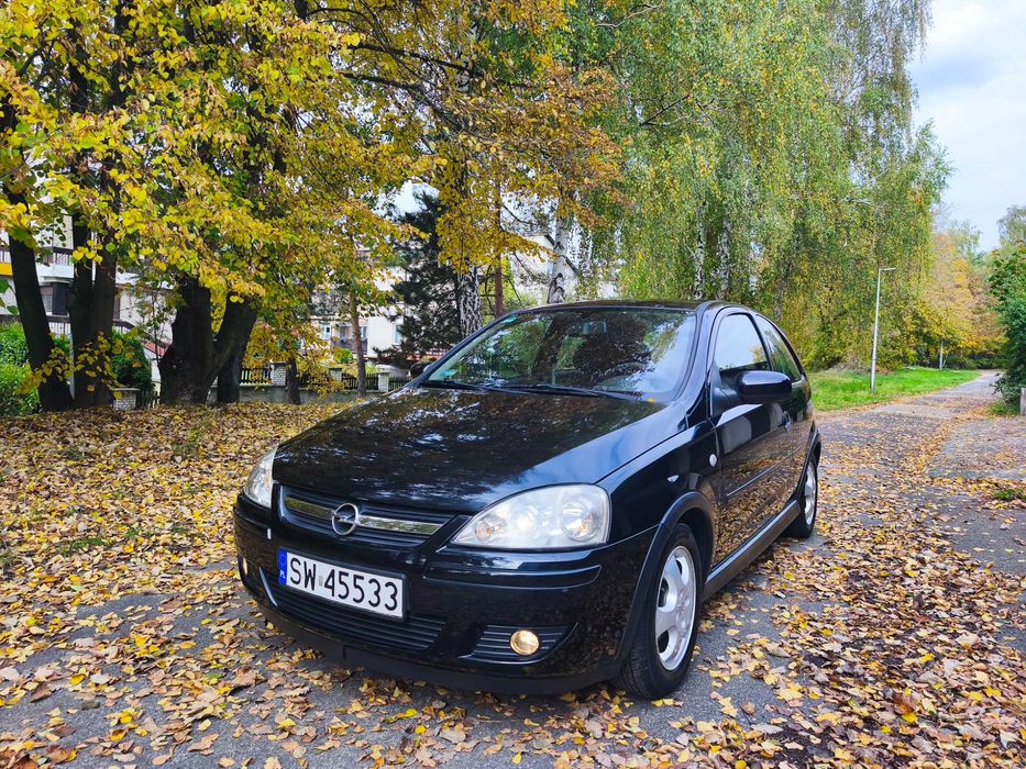 Opel Corsa ,bogate wyposażenie,oryginalany lakier