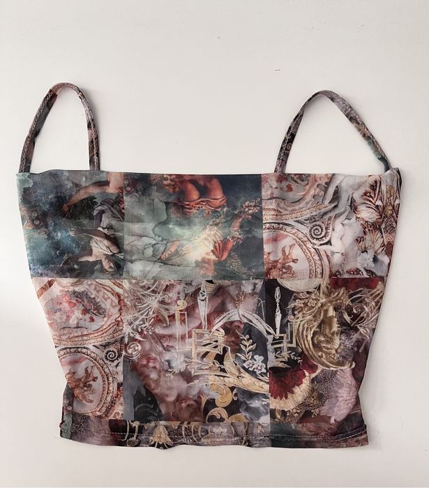 Сітчастий топ з принтом від PLT