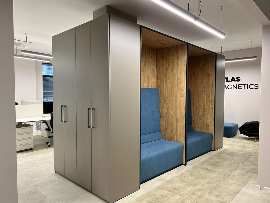 Сучасний Офіс 350 (м2) на Пасічній, Власник