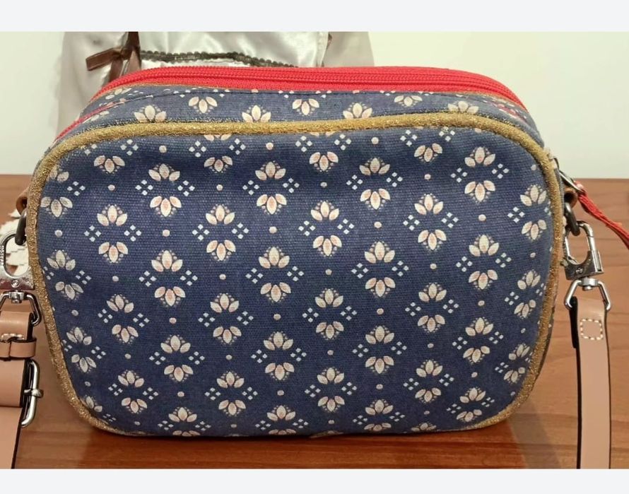 Mala tira colo marca pepe jeans