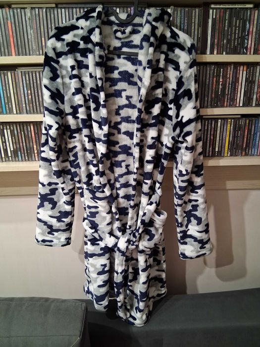 Szlofrok chłopięcy moro