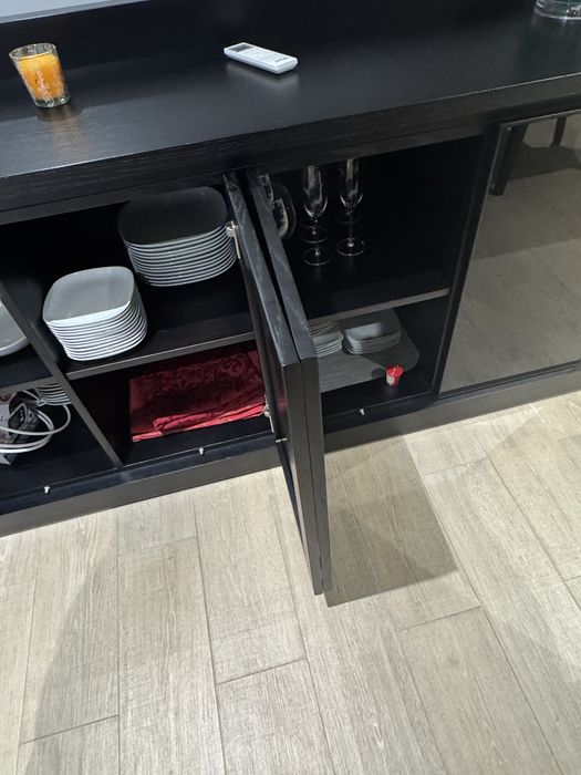 Movel de sala de jantar.