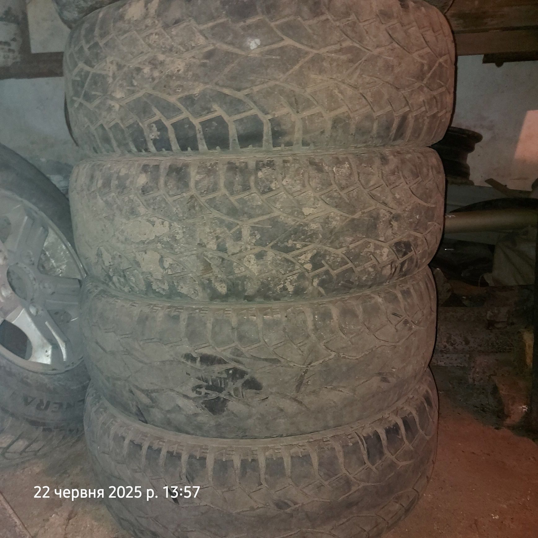 Шини 245х70 r 16