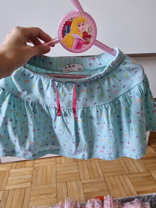 Spódniczki  122/128 tiulowe