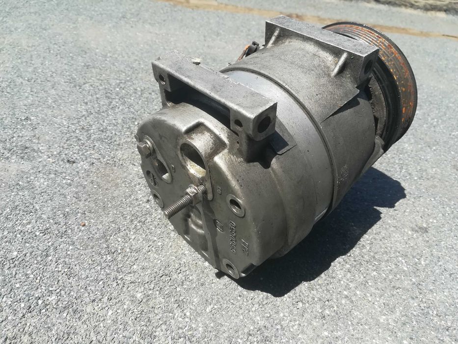 Компрессор кондиционера 6560630