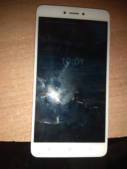 Ксяоми редми 4  телефон