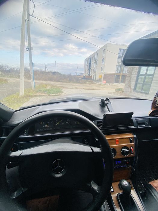 Продам свій власний автомобіль