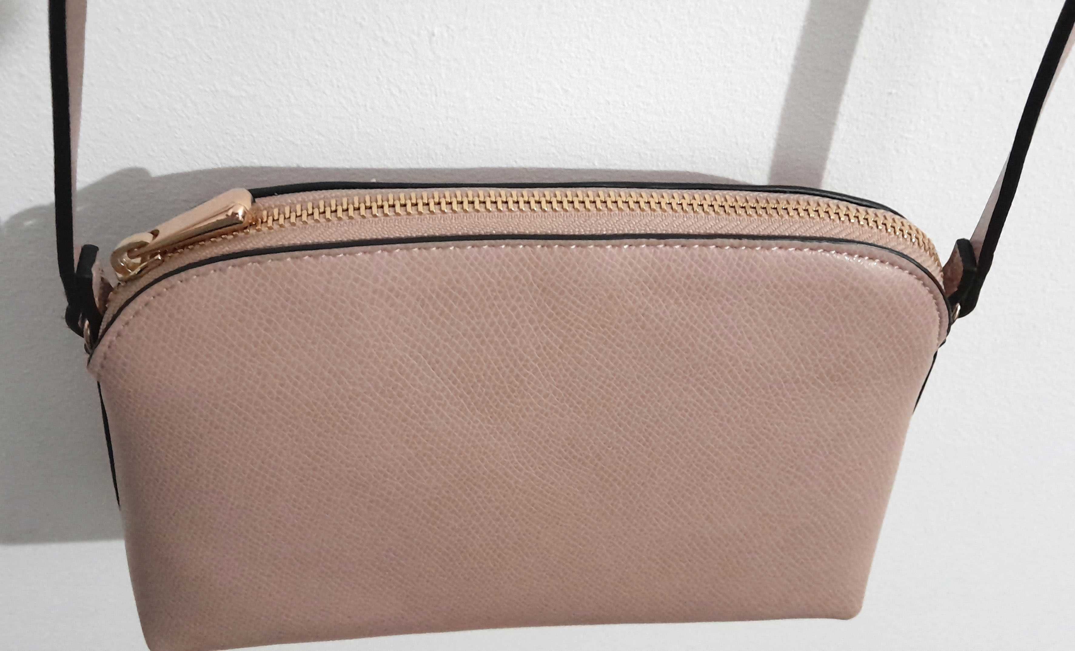 Mala pequena a tiracolo cor-de-rosa claro H&M