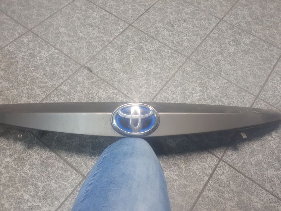 blenda klapy bagażnika listwa toyota auris II hatchback 15 osłona