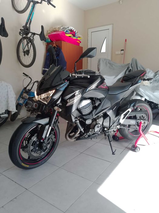 Kawasaki Z 800 impecável