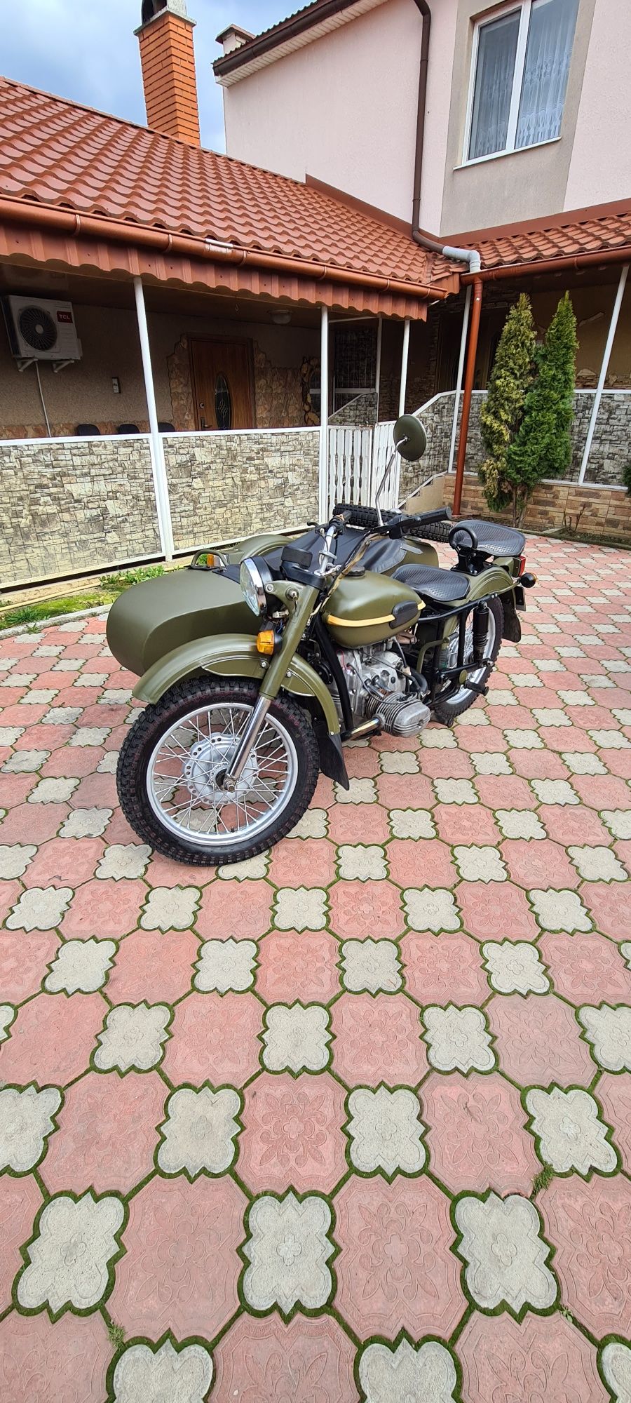 Мотоцикли ретро к750 -650.