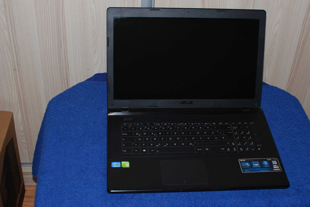 Laptop Asus i 3 17" LED 6GB DDR3 Dysk 500GB grafika 2GB