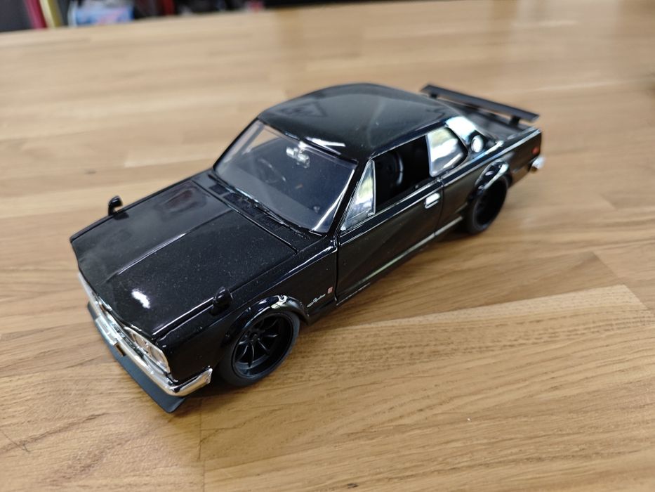 Nissan Skyline 2000 GT-R fast & furious nowy
