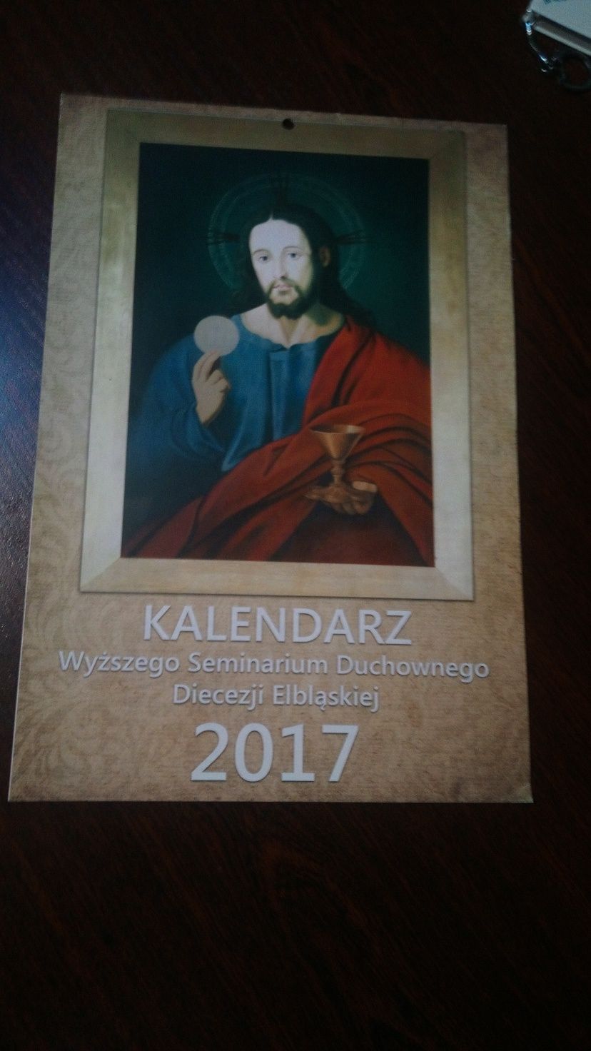 92. Stary kalendarz ścienny z 2017 r