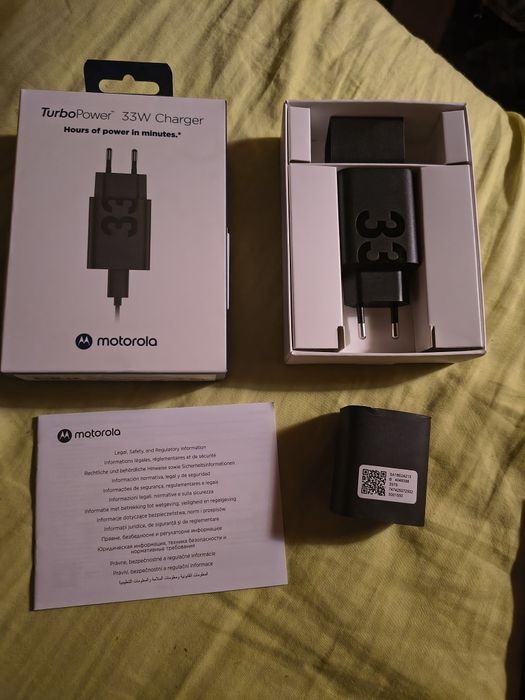 Oryginalna, zybka ladowarka 33W Motorola