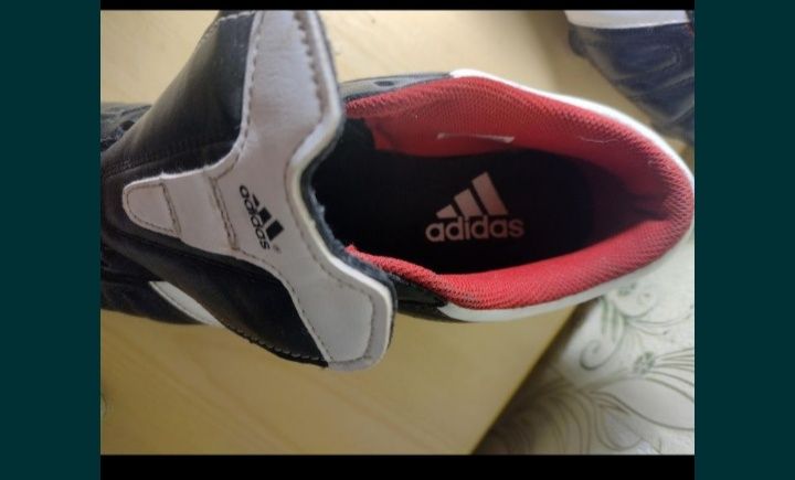 Кросовки, бутцы для футбола, Adidas оригинал размер 38