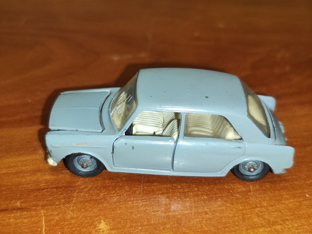 Продам игрушка СССР модель