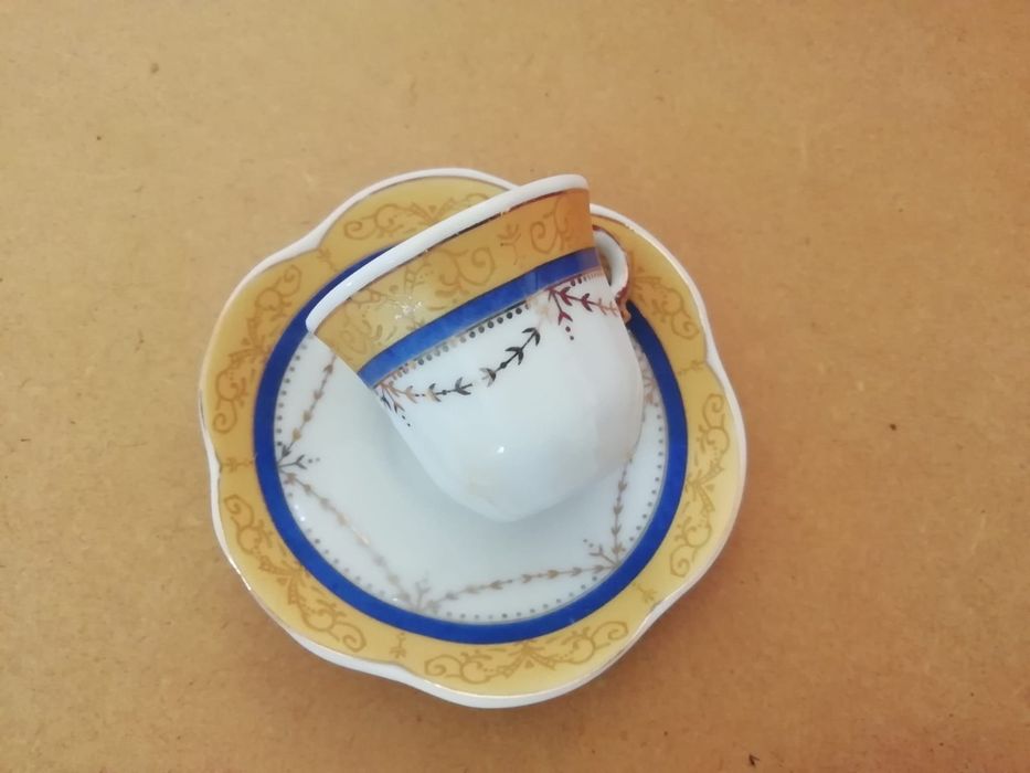 Chávenas decorativas pintadas à mão