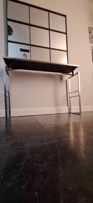 Lustro loftowe z konsolą