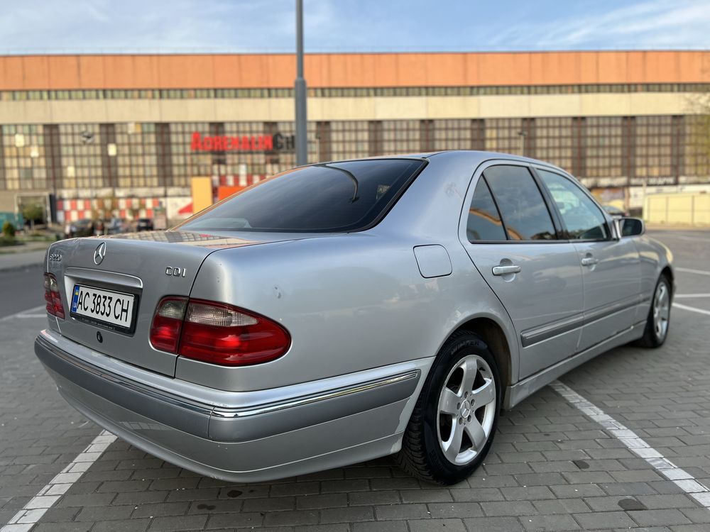 W210 2.2 cdi хороший стан