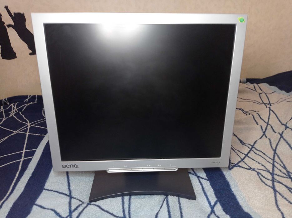 Монитор 19.0" BenQ Q9T4, 1280х1024 (5:4/VGA), 60 Гц