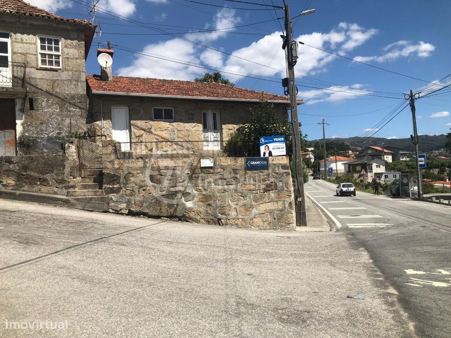 Moradia T1 em São Lourenço do Douro