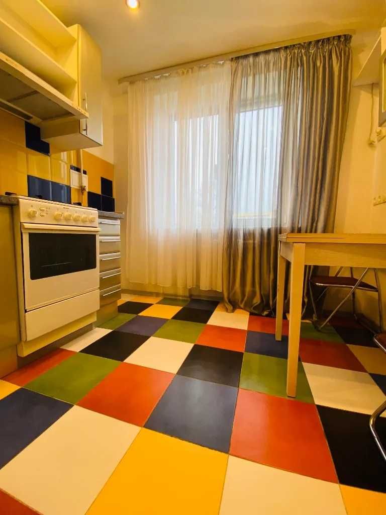 Продам бульшую, теплую 3 победа 6.Фанатзия