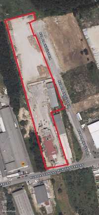 Terreno Industrial 11000 m2, Com 2 Pavilhões, Zona Industrial Sanguedo