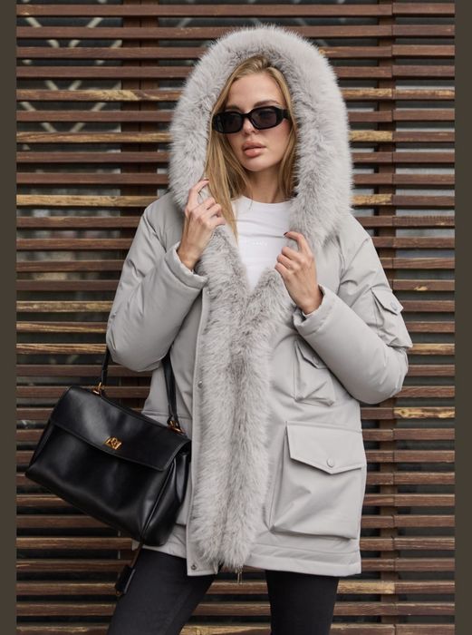 Парка Mila Nova розмір 52 ,л-хл