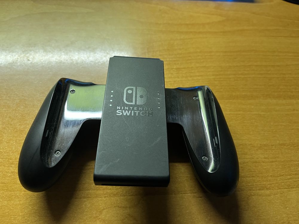 Nintendo swich + чехол в подарок