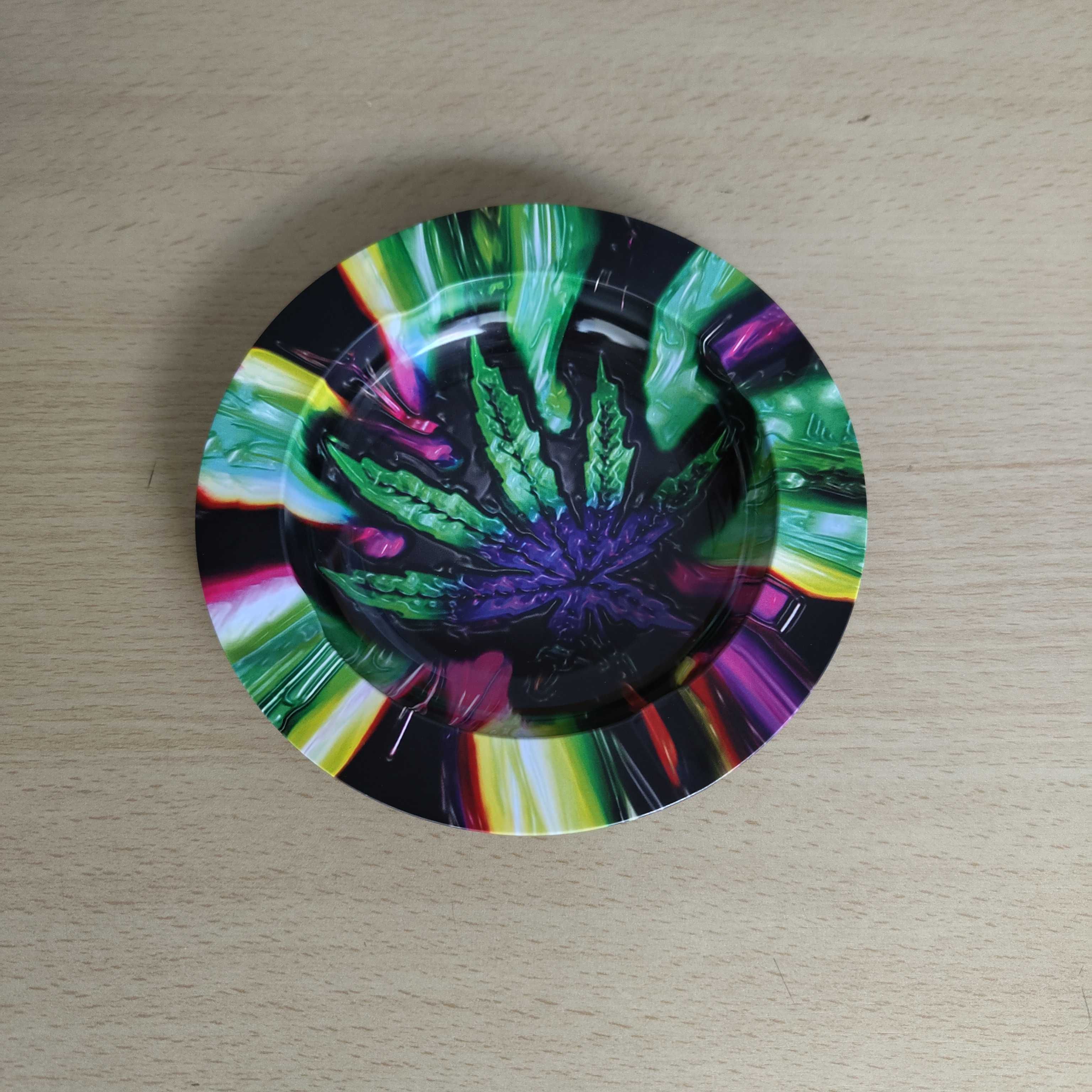 Cinzeiros Keep Calm Smoke Weed